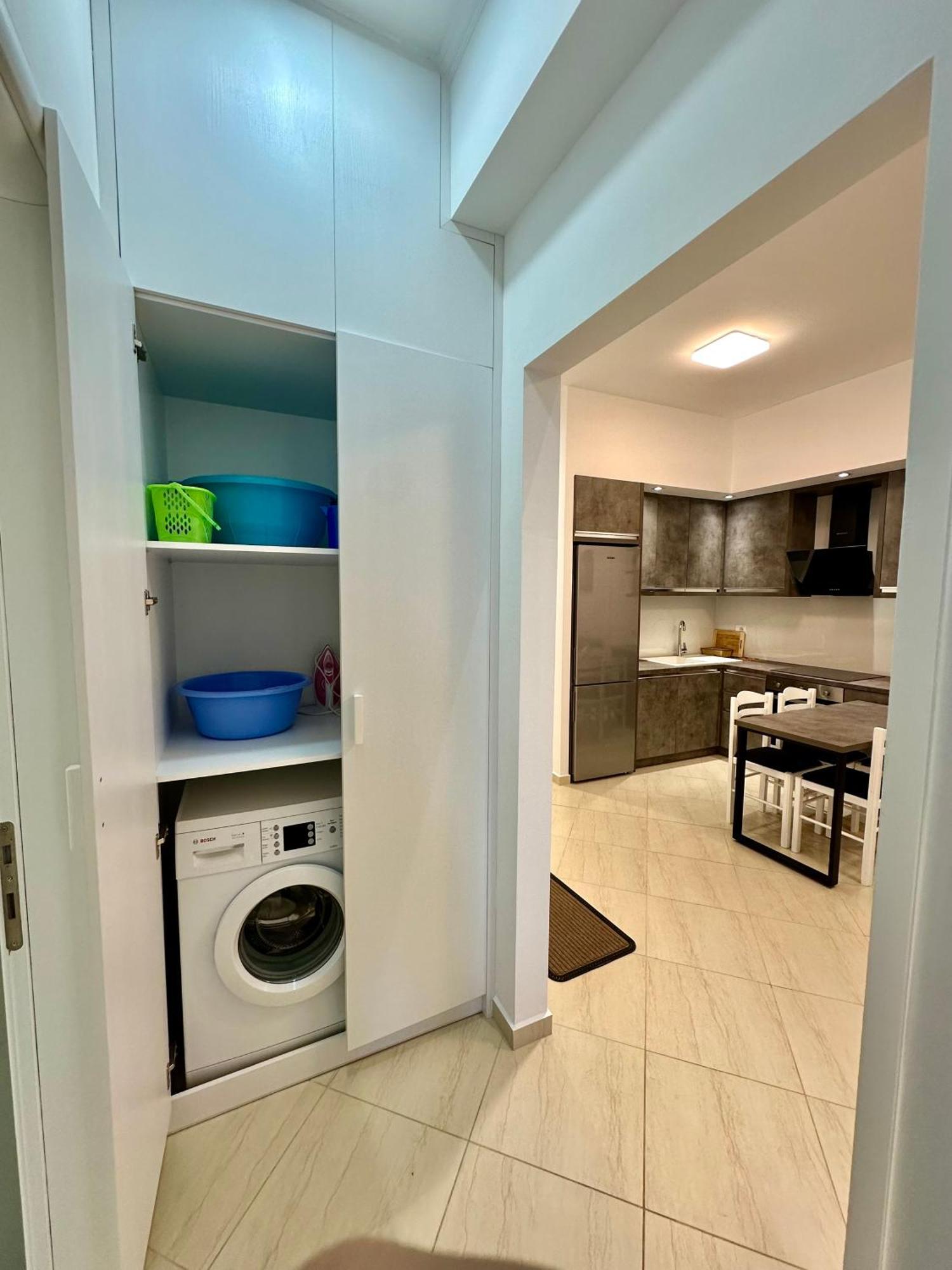 Aqua Apartments Seaview Sarandë エクステリア 写真