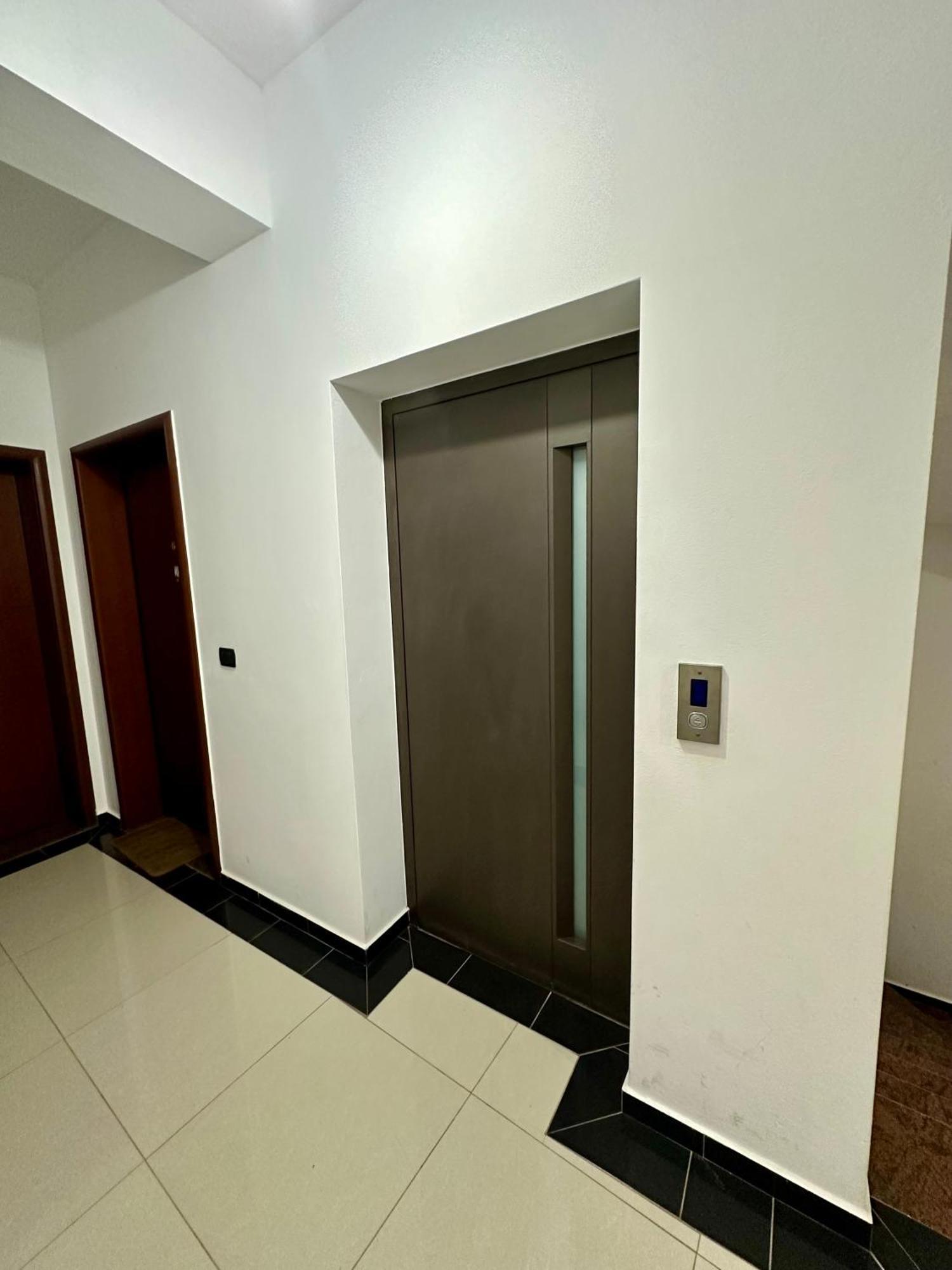 Aqua Apartments Seaview Sarandë エクステリア 写真